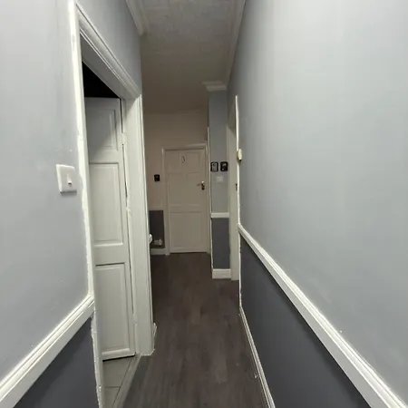 ベッド・アンド・ブレックファスト Kings *