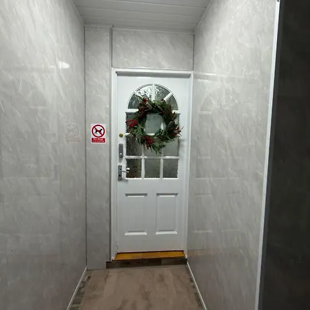 ベッド・アンド・ブレックファスト Kings *