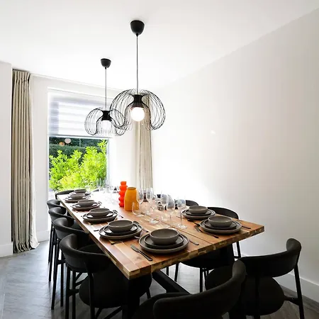 Eden At The Heim Nyaraló Manchester