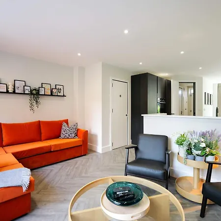 Nyaraló Eden At The Heim Manchester