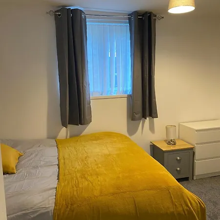 Flat In Clayton