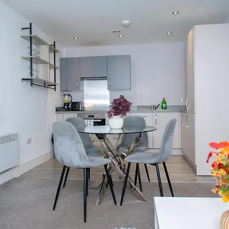 דירה Trivara Homes *