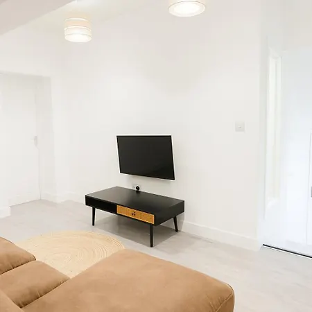 Apartmán Kehoes Platinum Near Etihad Stadium And Coop Live Arena Sleeps 4