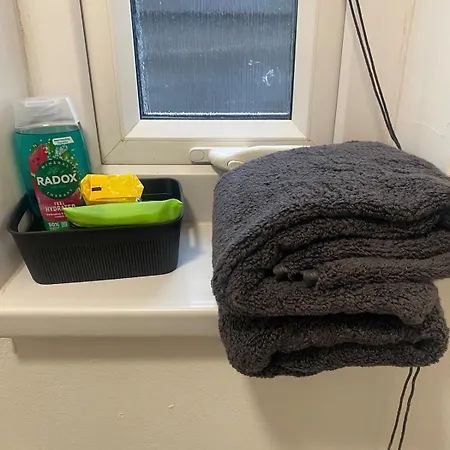 Flat In Clayton *