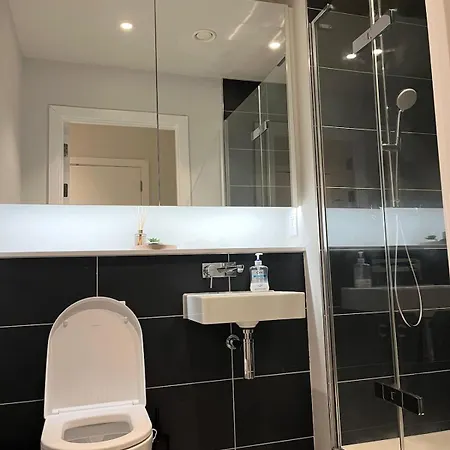 High-end 2 Bed Retreat - Ao Arena & Victoria Stn Апартаменты Манчестер