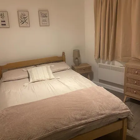 2 Bedrooms Next To Arndale Shopping Διαμέρισμα Μάντσεστερ
