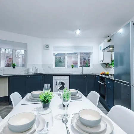 Centre,central House, Free Parking Manchester