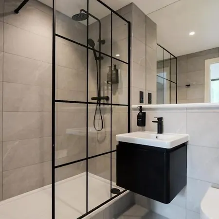 Urbano At The Heim *