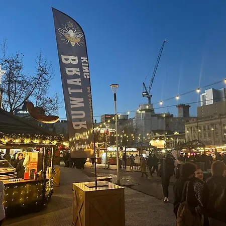 Penzion Hendham House - Near Etihad Stadium, Coop Live Arena, Ao Arena, Piccadilly Train Station & Centre Manchester