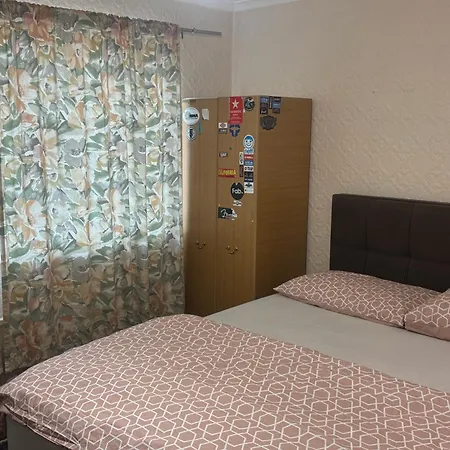 Komegloba Exquisite بيت ضيافة مانشستر