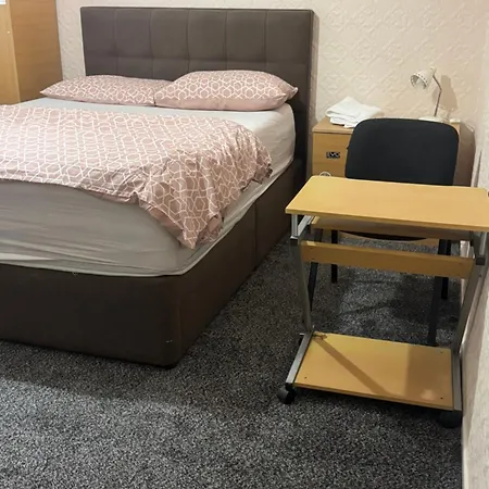 Komegloba Exquisite Manchester