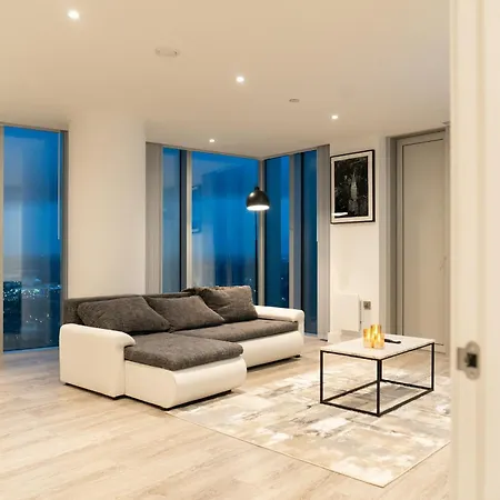 Luxury 2 Bed Penthouse With Stunning Views In Centre Апартаменты Манчестер