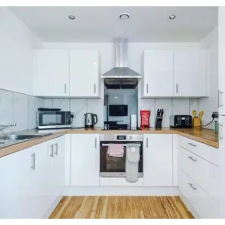 דירה X1 Humble Abode *