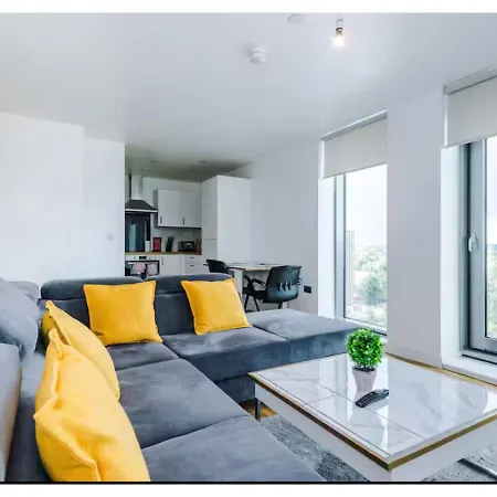 X1 Humble Abode דירה *