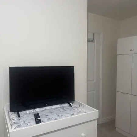 Large Cozy In Bute House Accommodatie bij particulieren Manchester