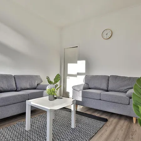 بيت للعطل Athol House, Near Old Trafford, Free Parking