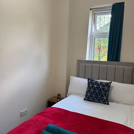 The Arbor Escape Apartment