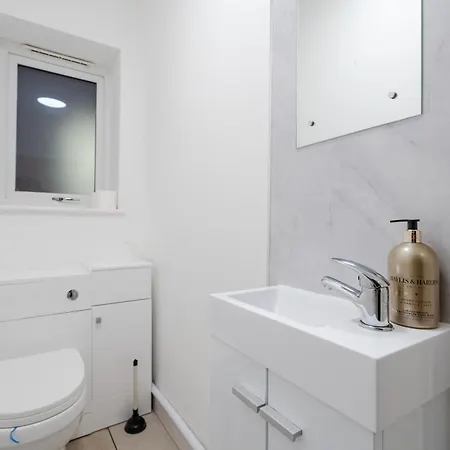 The Ideal Urban 4br - Coop - Etihad - Parking - Ev Appartement Manchester