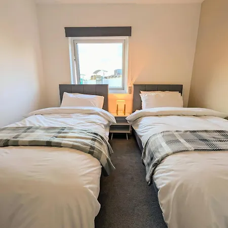 The Urban Nest - King Bed, Walk To C-centre * Manchester