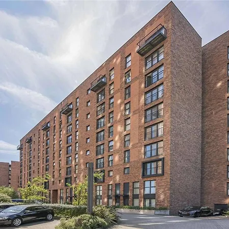 The Urban Nest - King Bed, Walk To C-centre Manchester