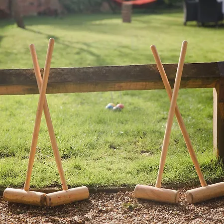 Eleven Didsbury Park 4*