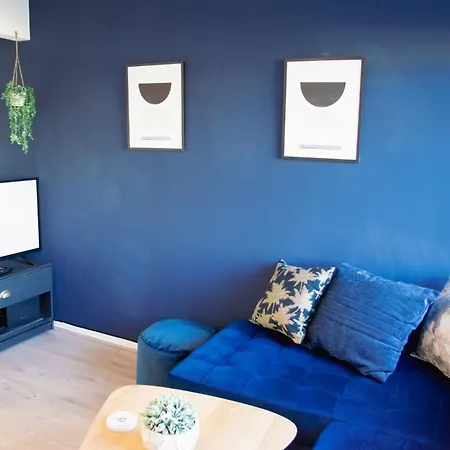 Ideal Away In Whitefield Bury Μάντσεστερ