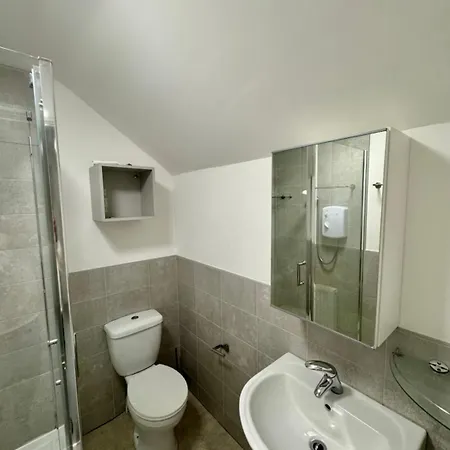 Comfortable En-suite Double Room-m16 Habitación en casa particular