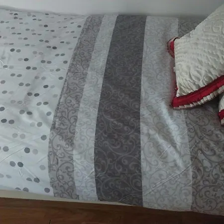 High Class 10 Bed and breakfast