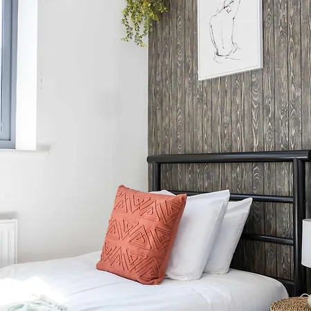Rest&recharge At Brookdale House Vakantiehuis Manchester