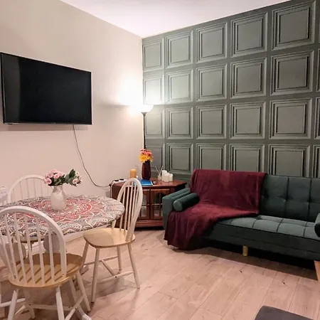 Entire 2 Bedroom Cosy Flat Near Centre דירה מנצ'סטר