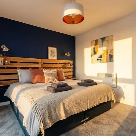 Apartment Modern & Spacious 2 Bed By Old Trafford Manchester