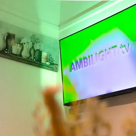 Modern 3-bedroom Near Centre