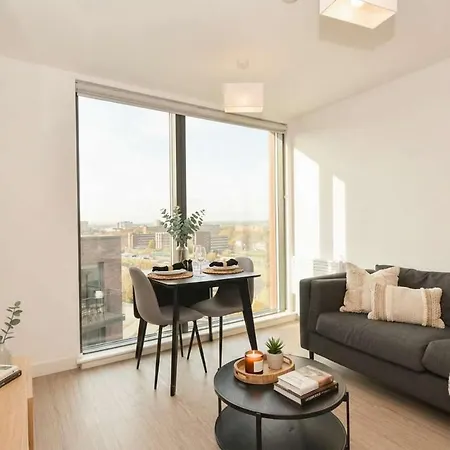 Modern 1 Bed With Views In * Mánchester