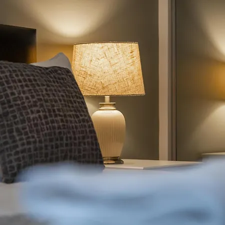 Bloom - Centre - Gated Parking Apartment Manchester