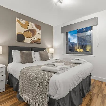 Apartment Bloom - Centre - Gated Parking *