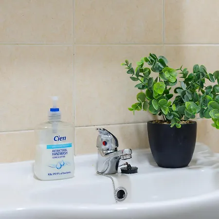 Apartment Modern 3-bedroom Near Centre Manchester