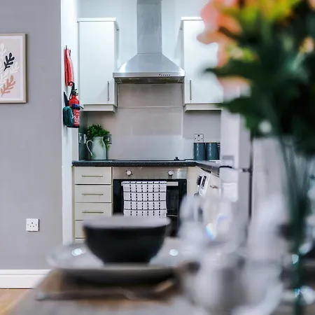 Apartment 2br Flat In Northern Quarter, Kitchen, Parking, Wifi