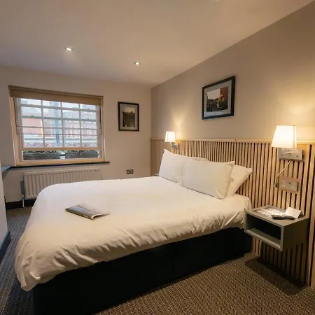 Inn Lower Turks Head *