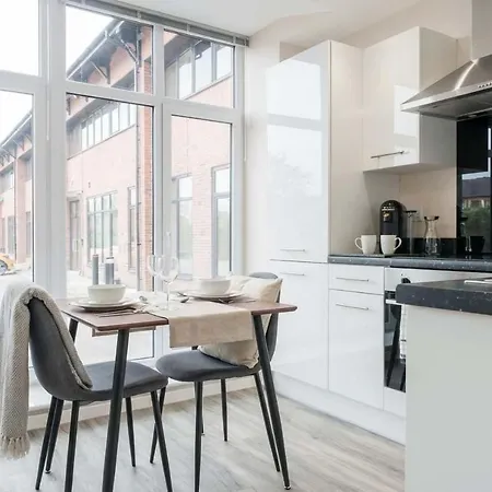 شقة Bright 1 Bed - Sleeps 2 مانشستر