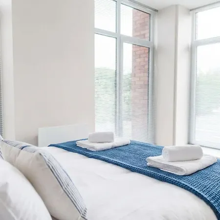 Bright 1 Bed - Sleeps 2 شقة