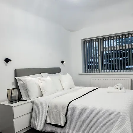 아파트 Spacious & Cosy In 맨체스터
