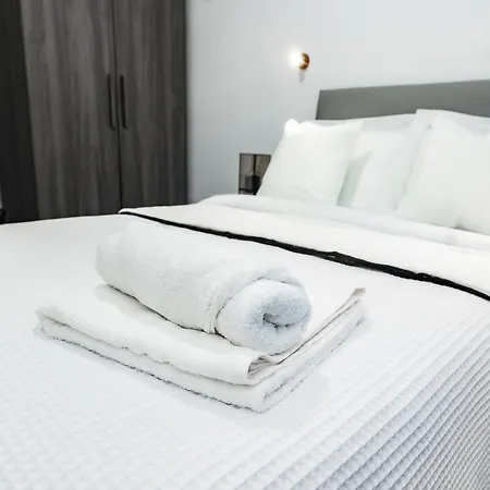 Lejlighed Spacious & Cosy In
