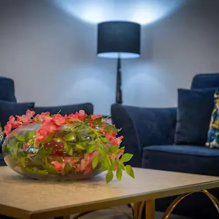 Luxury 7 Mins Walk To Salford - Pass The Keys דירה מנצ'סטר