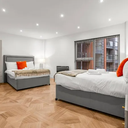3 Bed Flat 8 Min Walk To Centre - Pass The Keys Apartment Manchester