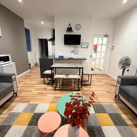 Mk Apartments, Chorlton, Car Park דירה מנצ'סטר