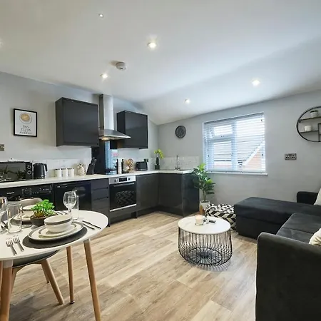 Comfort 2br By Eason Short Lets Denton Apartamento *