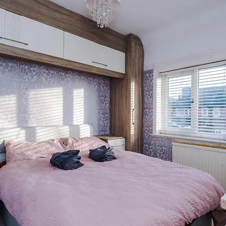 Vakantiehuis 3br By Kammili With Free Parking & Fast Access Manchester