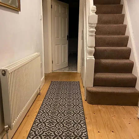 Lovely Victorian House In Levenshulme, 度假居 曼彻斯特