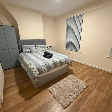 4-bed Retreat Great For Groups