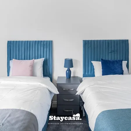 Spacious 4-bed Near Didsbury Сasa de vacaciones